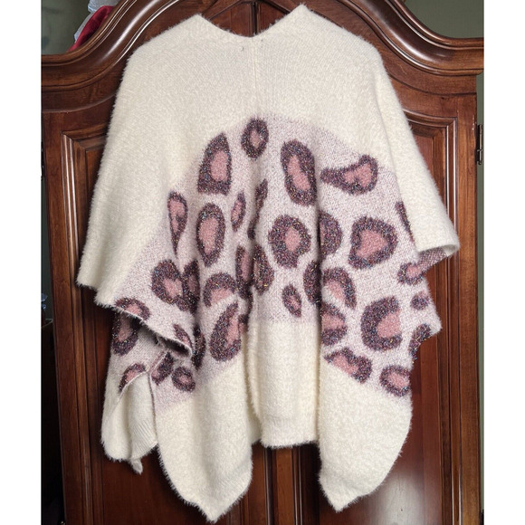 Roffe Leopard Poncho Capelet Brushed Soft Wrap Pink Leopard Metallic One Size - Picture 2 of 13